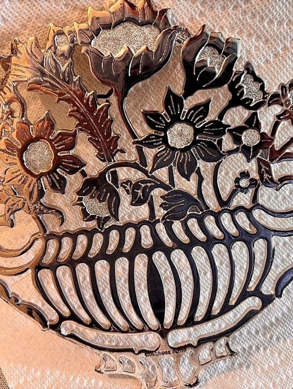 Piero Maestri Cambridge Plate Floral Flower Basket Trivet